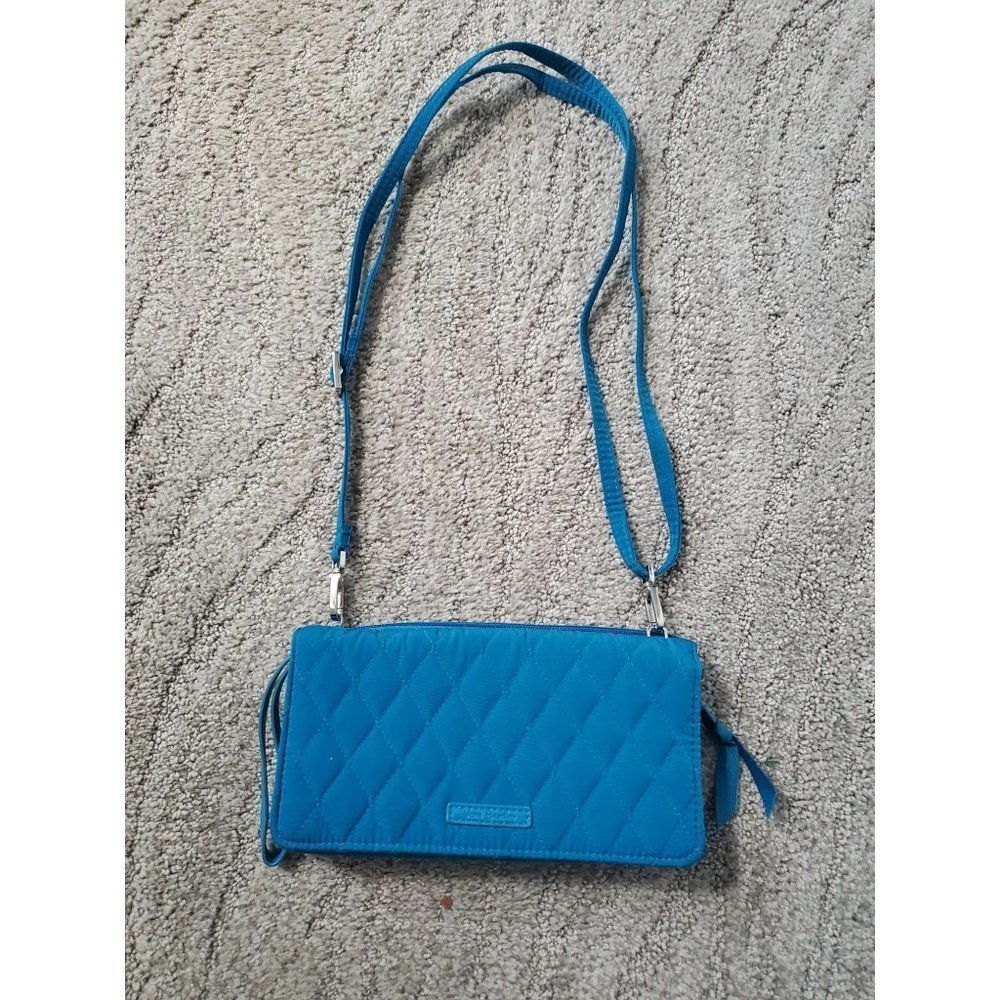 Vera Bradley 3 in 1 Crossbody/ Wristlet - Picture 2 of 5